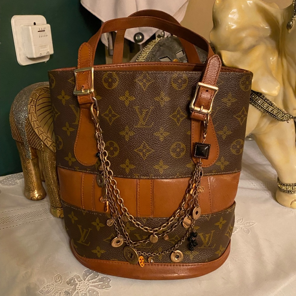 French co.vintage Louis Vuitton bucket bag